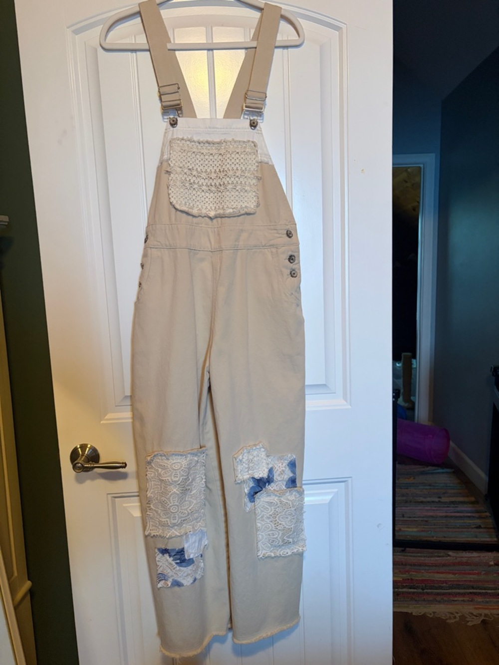 NWOT POL Cream Patchwork Wide Leg Overalls Size Small - Picture 5 of 16